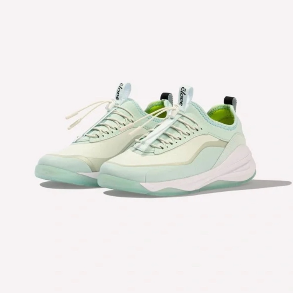 Clove women’s 10